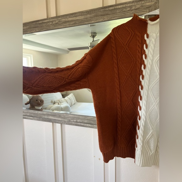Cupshe Two-Tone Cable Knit Sweater - Picture 4 of 8